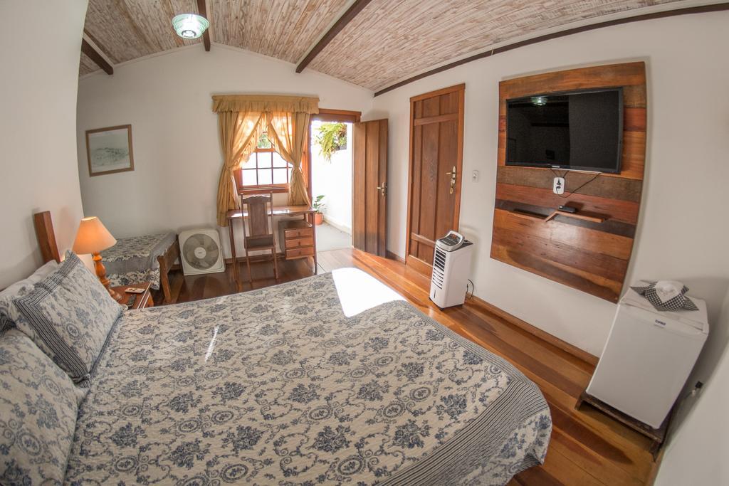 Pouso Lar Doce Lar Hotel ทีราเดนเจส ภายนอก รูปภาพ